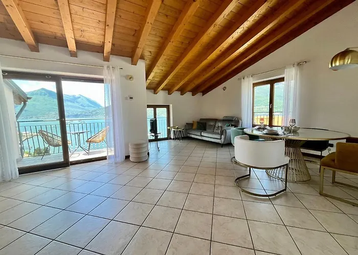 Adele House アパート ベッラーノ